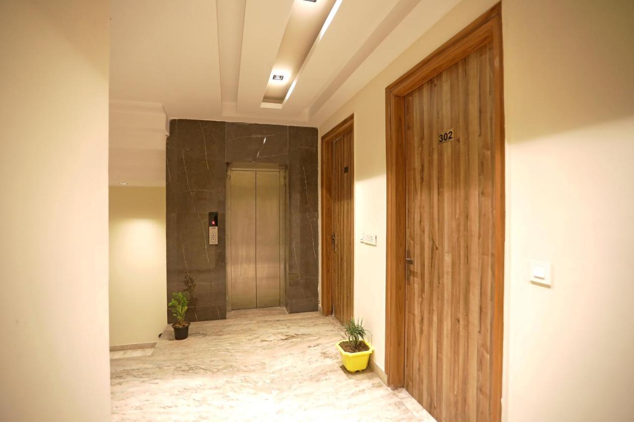 Hotel Good Vibe Near Delhi Igi Airport Neu-Delhi Exterior foto