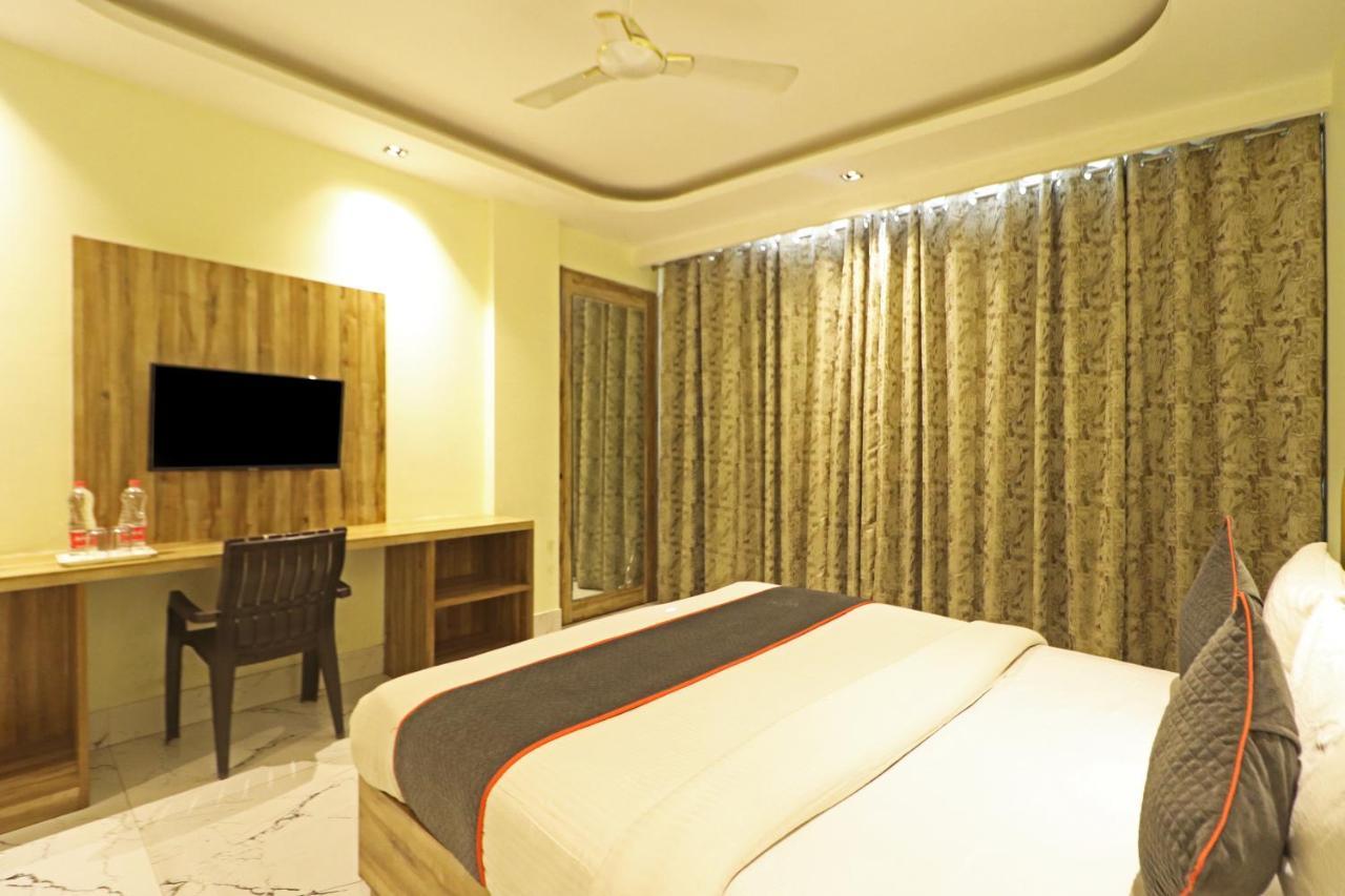 Hotel Good Vibe Near Delhi Igi Airport Neu-Delhi Exterior foto