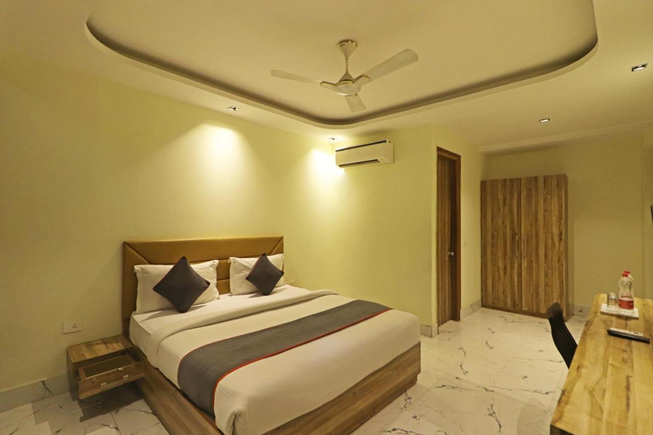 Hotel Good Vibe Near Delhi Igi Airport Neu-Delhi Exterior foto