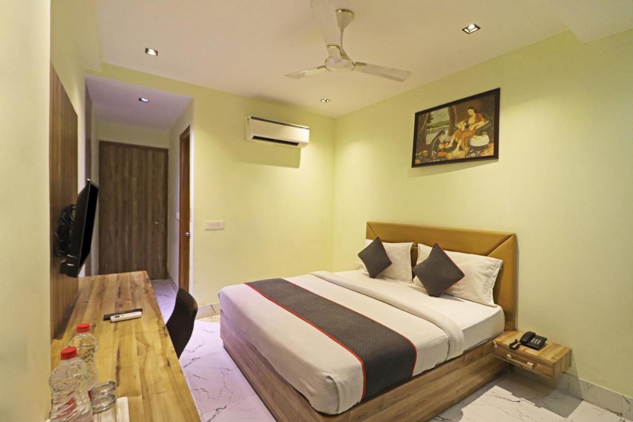 Hotel Good Vibe Near Delhi Igi Airport Neu-Delhi Exterior foto
