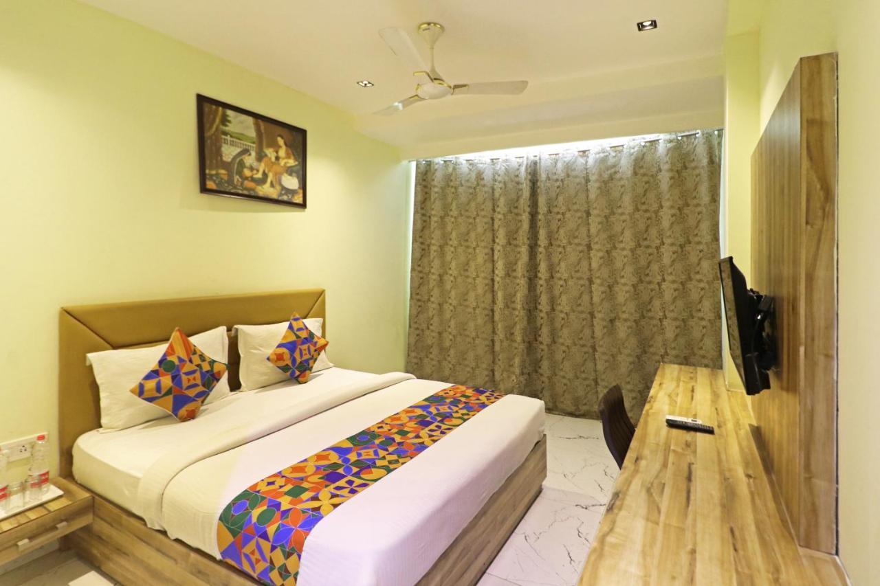 Hotel Good Vibe Near Delhi Igi Airport Neu-Delhi Exterior foto